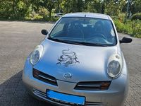 Gebraucht Nissan Micra 65 PS (47 kW) 2003 Silber Kleinwagen