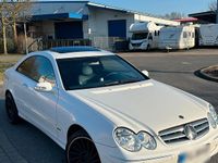 Gebraucht Mercedes CLK320 218 PS (160 kW) 2003 Weiß Coupé