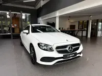 Gebraucht Mercedes E300 Avantgarde 245 PS (180 kW) 2019 Diamantweiss  metalliclack (metallic) Coupé