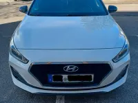 Gebraucht Hyundai i30 Passion 120 PS (88 kW) 2018 Weiß Limousine