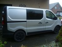 Gebraucht Renault Trafic 125 PS (91 kW) 2017 Silber Van / Kleinbus