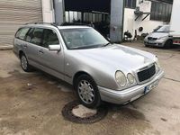 Gebraucht Mercedes E320 Avantgarde 224 PS (164 kW) 1998 Silber Kombi