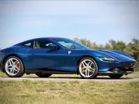 Gebraucht Ferrari Roma 620 PS (456 kW) 2022 Blau Coupé