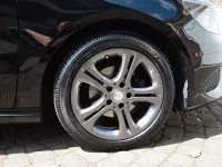 Gebraucht Mercedes A180 109 PS (80 kW) 2014 Schwarz Kleinwagen