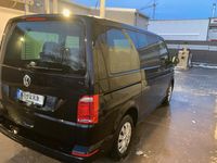 Gebraucht VW Multivan Trendline 150 PS (110 kW) 2019 Schwarz Van / Kleinbus