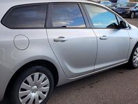 Gebraucht Opel Astra Active 140 PS (102 kW) 2013 Silber Kombi