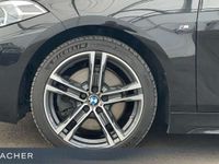 gebraucht BMW 120 i A DKG M-Sport LCProf LED Hifi LM18"