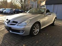 Gebraucht Mercedes SLK300 231 PS (169 kW) 2009 Silber Cabrio