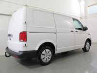 Gebraucht VW Transporter 110 PS (80 kW) 2023 Candyweiß Van