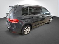 Gebraucht VW Touran Comfortline 150 PS (110 kW) 2023 Uranograu Van / Kleinbus