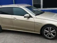 Gebraucht Mercedes E220 Avantgarde 136 PS (100 kW) 2012 Gold Limousine