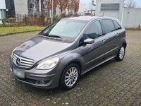 Gebraucht Mercedes B200 140 PS (102 kW) 2007 Grau Van / Kleinbus