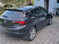 Używany Opel Astra Elegance 145 KM (106 kW) 2021 Czarny Sedan/Limuzyna