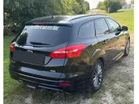 Usado Ford Focus ST-Line 140 CV (102 kW) 2018 Negro Familiar