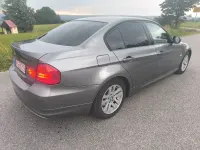 Gebraucht BMW 320 184 PS (135 kW) 2010 Grau Limousine