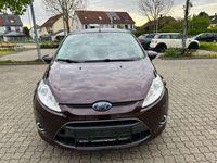 gebraucht Ford Fiesta Titanium 1,4 97PS*AUTOM*KLIMAAUTOM*SITZHZ