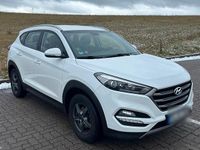 Gebraucht Hyundai Tucson 141 PS (103 kW) 2016 Weiß SUV