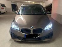 Gebraucht BMW 218 Active Tourer 140 PS (102 kW) 2019 Braun Van / Kleinbus