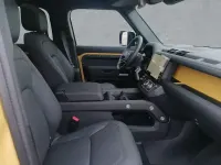 Gebraucht Land Rover Defender 349 PS (256 kW) 2026 Deep sandglow yellow SUV
