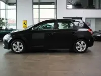 Używany Kia Ceed Spirit 125 KM (91 kW) 2011 Czarny Hatchback