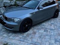 Gebraucht BMW 118 143 PS (105 kW) 2008 Grau Kleinwagen