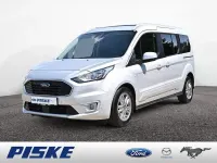 Gebraucht Ford Tourneo Titanium 120 PS (88 kW) 2022 Polar silber Van / Kleinbus