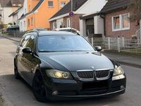 Gebraucht BMW 330 197 PS (144 kW) 2007 Schwarz Kombi