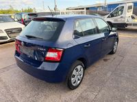 Używany Skoda Fabia 75 KM (55 kW) 2016 Niebieski Hatchback