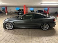 gebraucht BMW M4 Coupé HK, LED, M666 Hochglanz, Akrapovic, Apple CarPlay