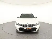 Gebraucht BMW 320 M Sport 190 PS (139 kW) 2025 Weiß Limousine