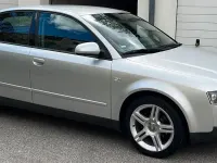 Gebraucht Audi A4 130 PS (95 kW) 2001 Silber Limousine