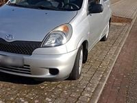Gebraucht Toyota Yaris 2001 Grau Van / Kleinbus