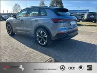 Gebraucht Audi Q4 e-tron Ambiente 219 kW (299 PS) 2024 Blau SUV