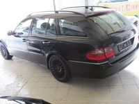Gebraucht Mercedes E200 Elegance 184 PS (135 kW) 2008 Obsidianschwarz  metalliclack Kombi