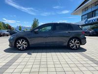 Gebraucht VW Golf VIII R-line 150 PS (110 kW) 2022 Delfingrau metallic/grau Limousine