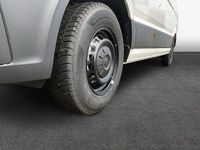 Gebraucht VW Crafter 140 PS (102 kW) 2024 Weiß Van