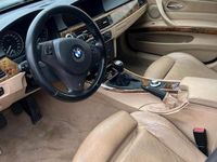 Gebraucht BMW 330 Sport Line 231 PS (169 kW) 2007 Schwarz Kombi