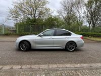 gebraucht BMW 335 i xDrive, M-Paket, Handschaltung, scheckheft