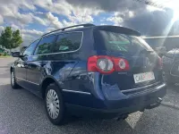 Gebraucht VW Passat 140 PS (102 kW) 2009 Blau Kombi