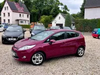Gebraucht Ford Fiesta Titanium 97 PS (71 kW) 2009 Violett Limousine