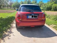 Second-hand Mini Cooper D 116 CP (85 kW) 2016 Roșu Hatchback
