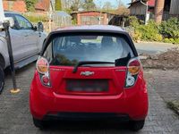 Second-hand Chevrolet Spark 68 CP (50 kW) 2011 Roșu Hatchback