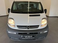 Gebraucht Opel Vivaro 101 PS (74 kW) 2006 Weiß Van / Kleinbus