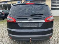 Używany Ford S-MAX Titanium 163 KM (119 kW) 2015 Czarny Minivan