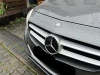 Gebraucht Mercedes B220 177 PS (130 kW) 2015 Grau Van / Kleinbus