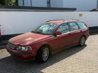Gebraucht Volvo V40 122 PS (89 kW) 2000 Rot Kombi
