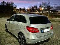 Gebraucht Mercedes B180 109 PS (80 kW) 2012 Silber Van / Kleinbus