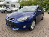 Gebraucht Ford Focus Titanium 140 PS (102 kW) 2014 Blau Limousine