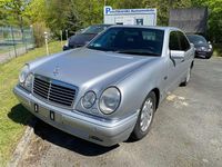 Gebraucht Mercedes E240 Elegance 170 PS (125 kW) 1998 Grau Limousine