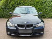 Gebraucht BMW 320 150 PS (110 kW) 2006 Blau Limousine